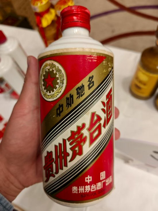 鼎冠策略资 刘强东太豪！七款茅台请用户畅饮，单瓶价格最高超2.4万
